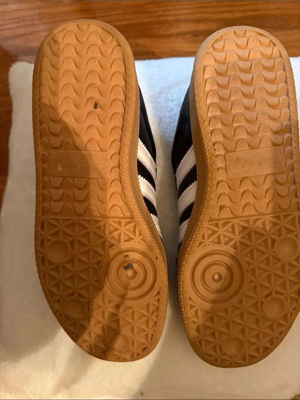adidas Men’s Samba Leather Sneakers - Black/White/Gum